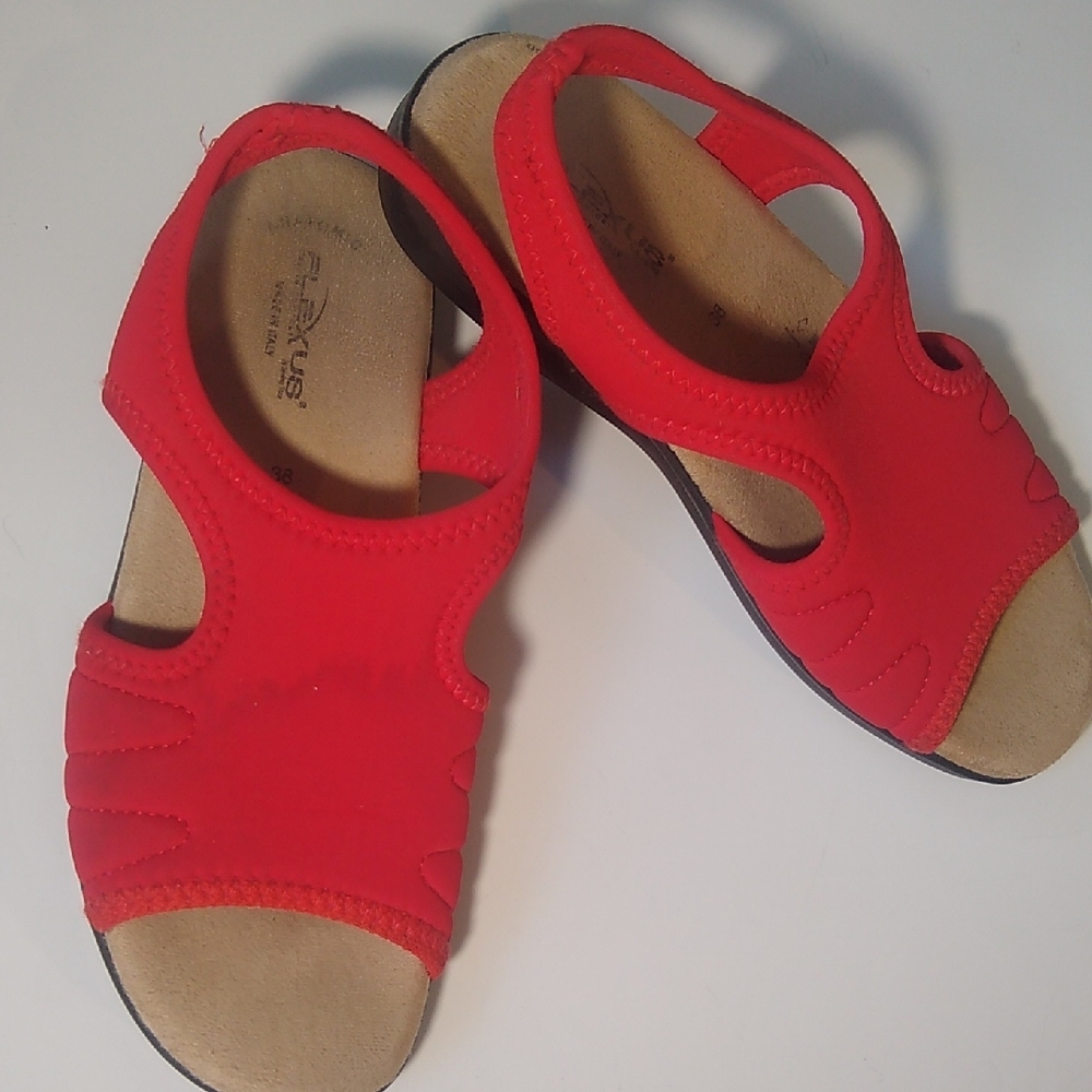 Flexus Made in Italy Soft Cushion Stretchy Sandals
